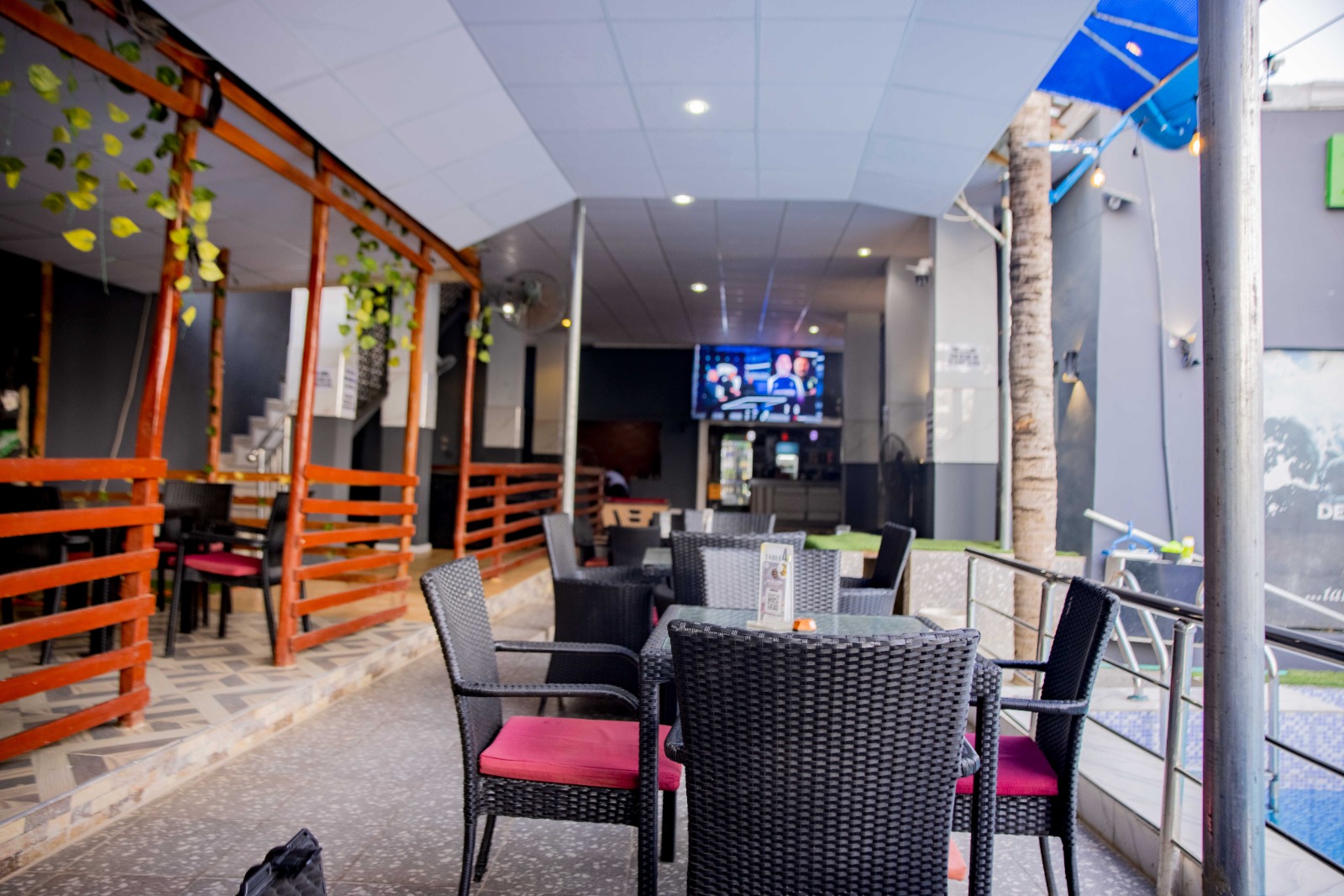 Bar 5