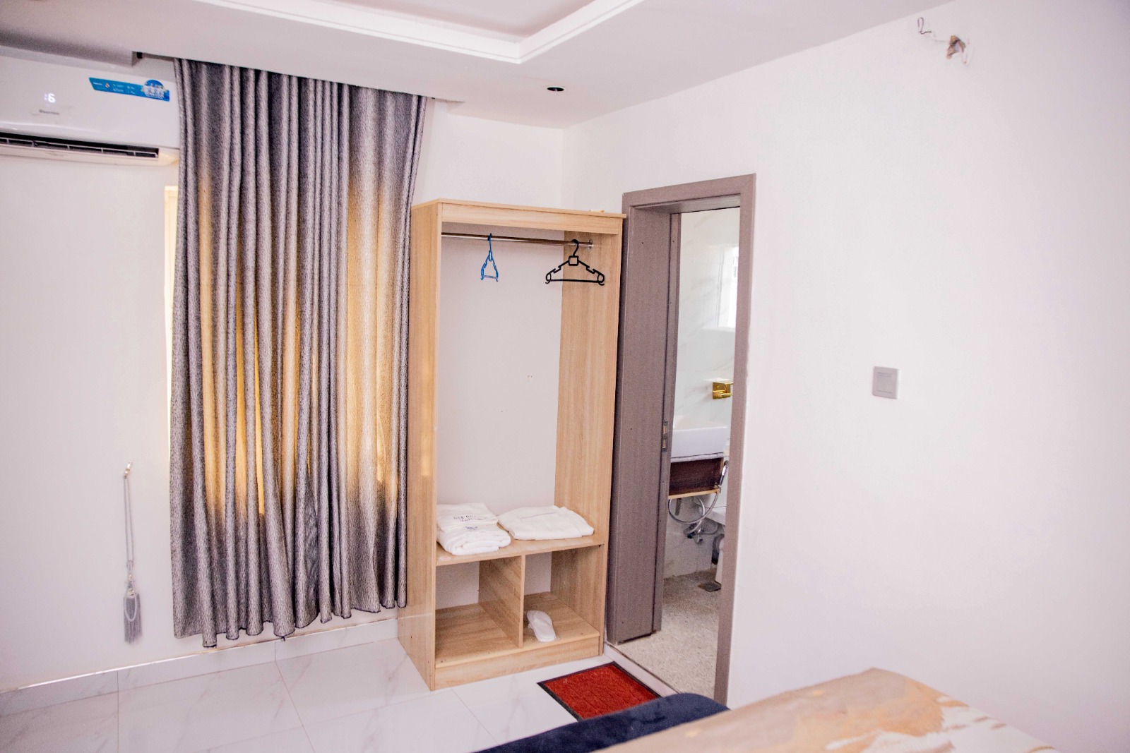 Two Bed Room Apartmnt
